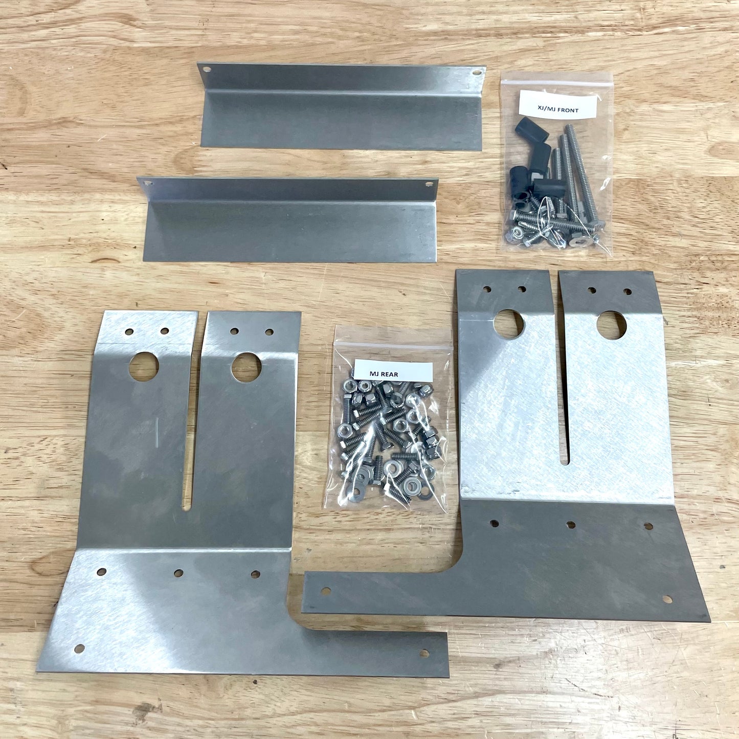 Jeep Comanche MJ Mud Flap Bracket Kit (1986-1992)