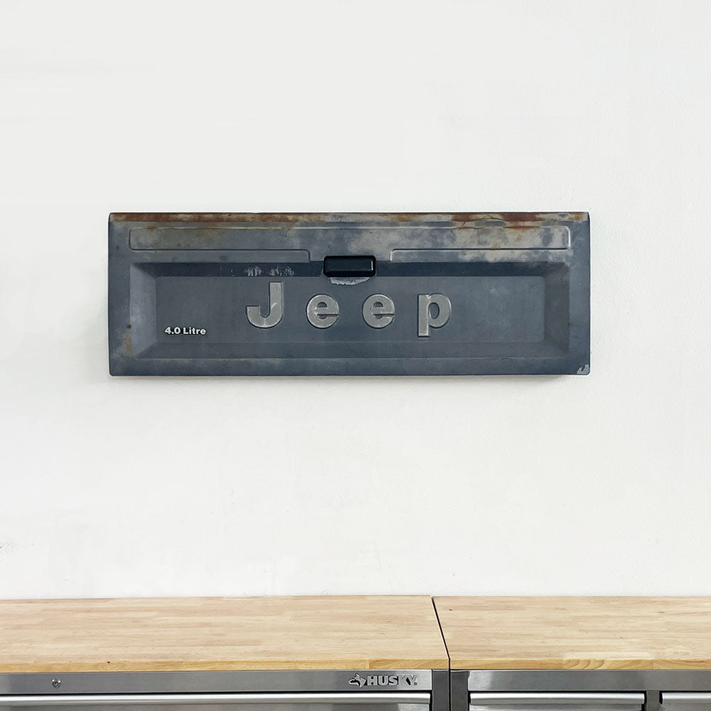 Jeep Comanche Tailgate Wall-Mount Kit